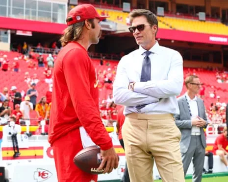 The seven-time Super Bowl champion draws fan criticism as being spotted in Vegas sideline box
