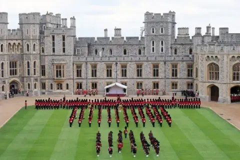 Visual Highlights: The Trumps Engage with Royals